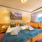 מלון Nationalparkhotel Klockerhaus