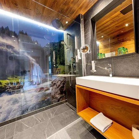 Nationalparkhotel Klockerhaus فندق 4*