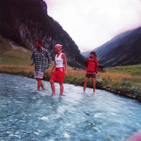 Nationalparkhotel Klockerhaus فندق